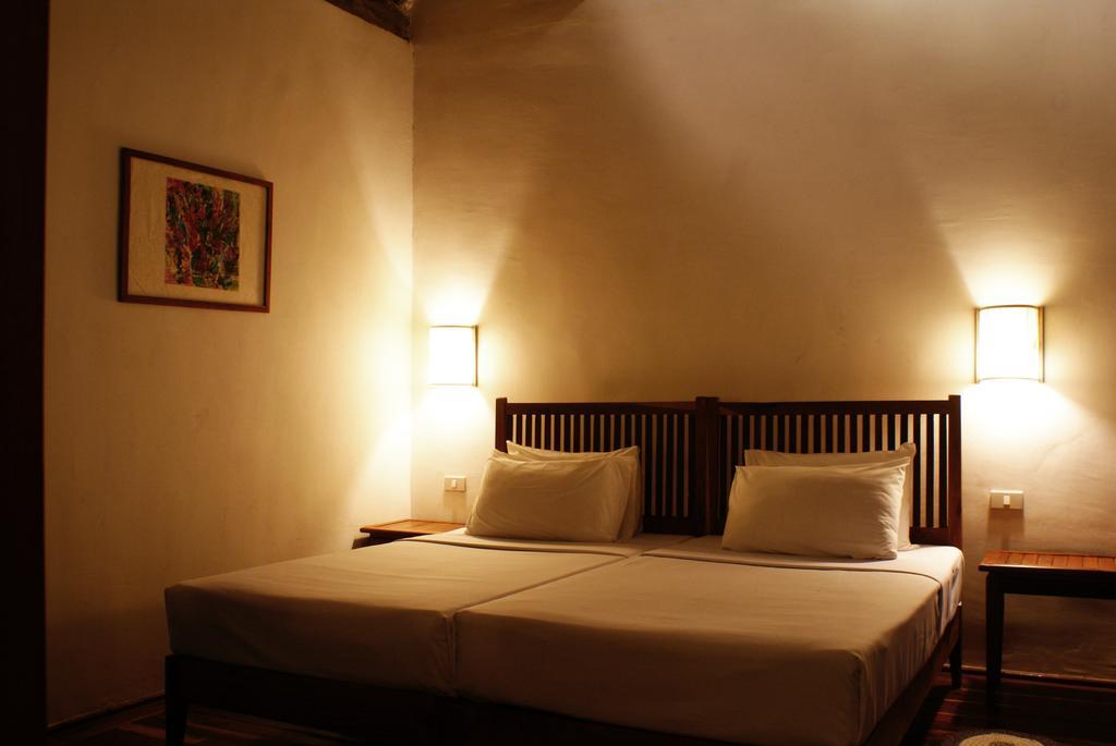Sala Done Khone Hotel Ban Khon Bilik gambar